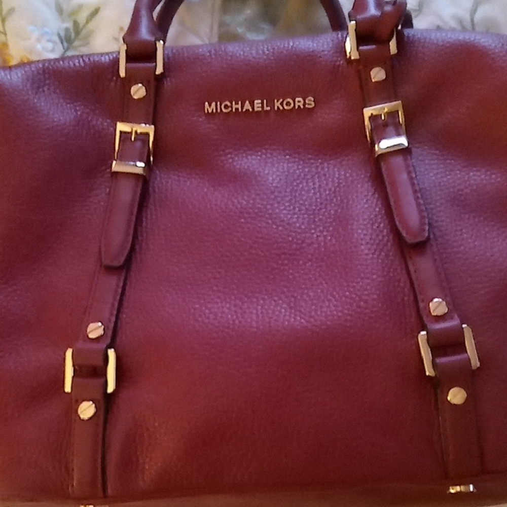 Michael Kors Burgundy Red Leather Satchel Tote With Detachable Strap Used Once